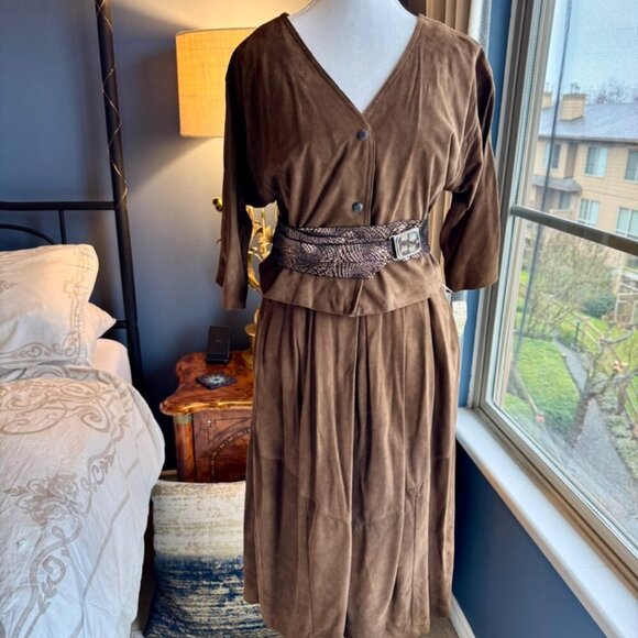 NWT Vintage 70s Margaret Godfrey for Bagatelle Brown Suede Shirt and Skirt Set - Picture 3 of 16